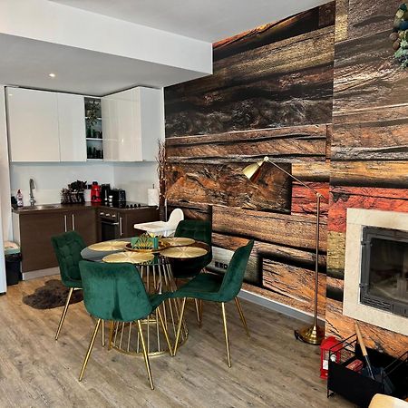 Luxury Silver Mountain Apartment Poiana Brasov Exterior foto